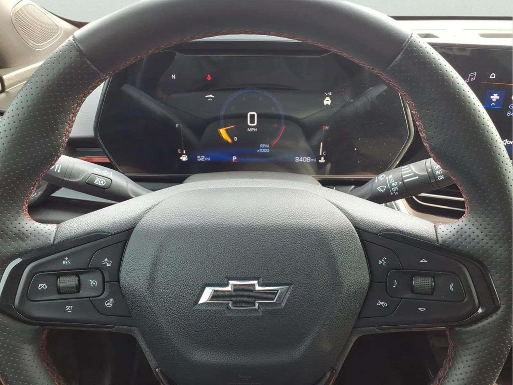 2025 Chevrolet Trax RS - Photo 14