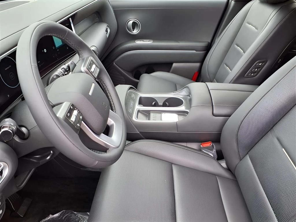 2026 Hyundai Palisade Calligraphy - Photo 13