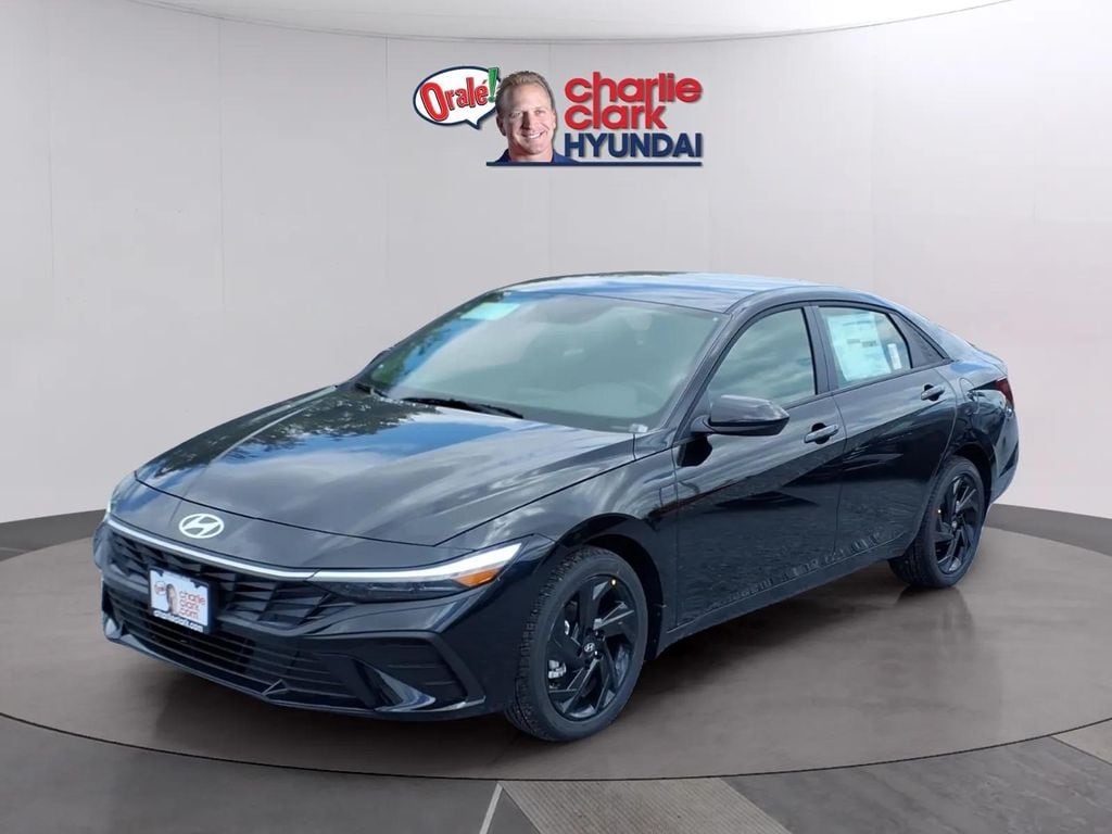 New 2026 Hyundai Elantra SEL Sport