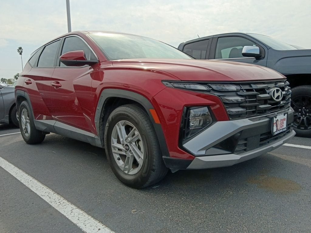 Certified 2025 Hyundai Tucson SE SUV