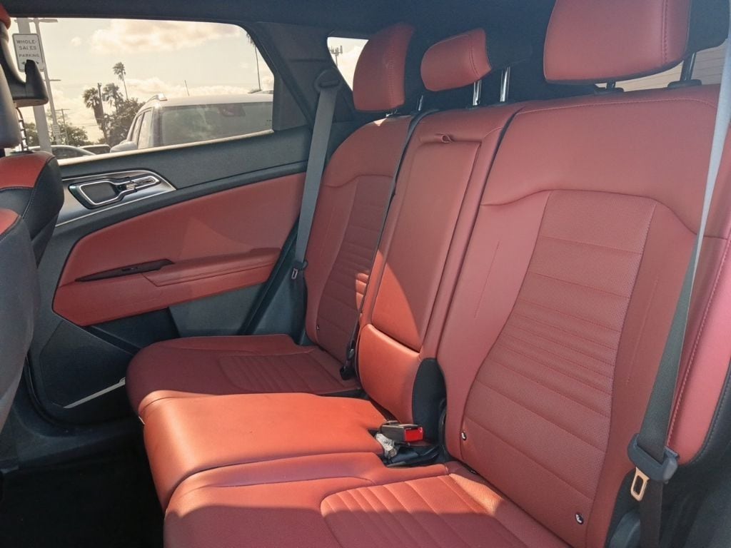 2025 Kia Sportage SX Prestige - Photo 9