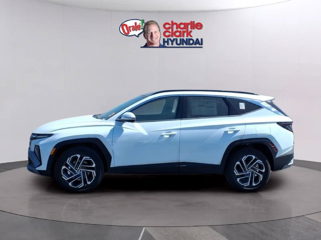 New 2026 Hyundai Tucson Limited FWD SUV