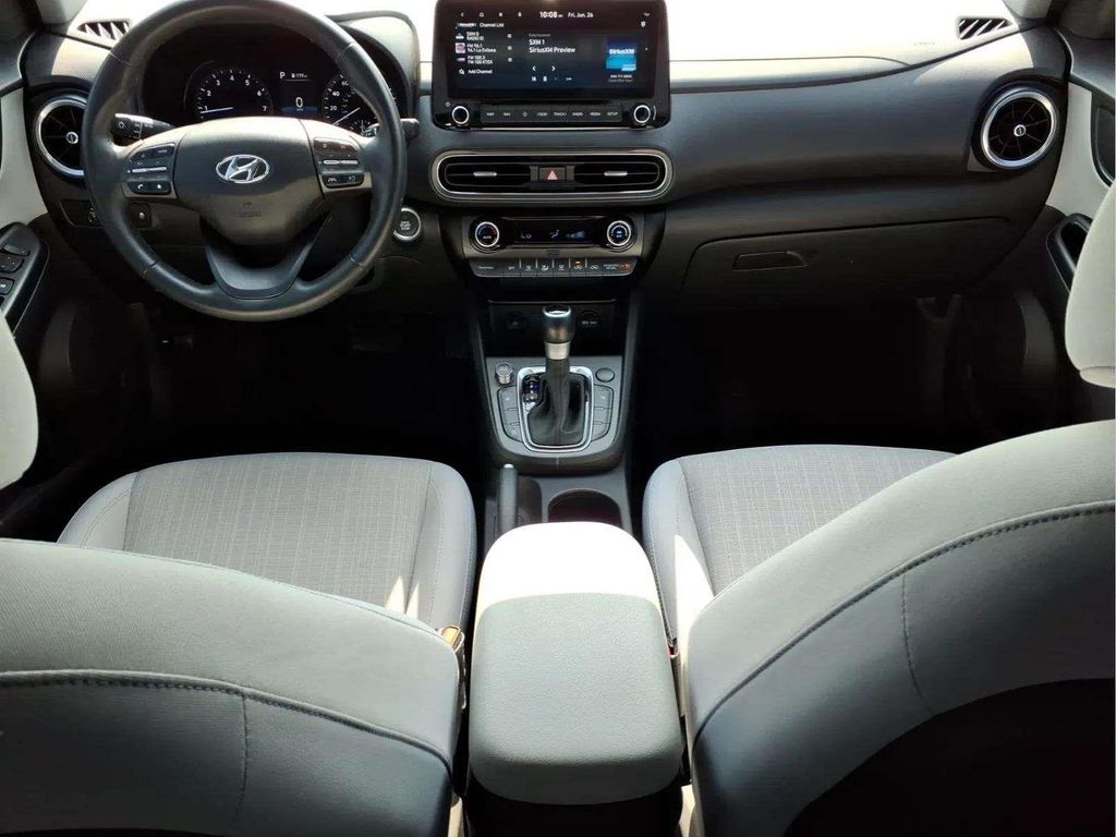 2023 Hyundai Kona SEL - Photo 9