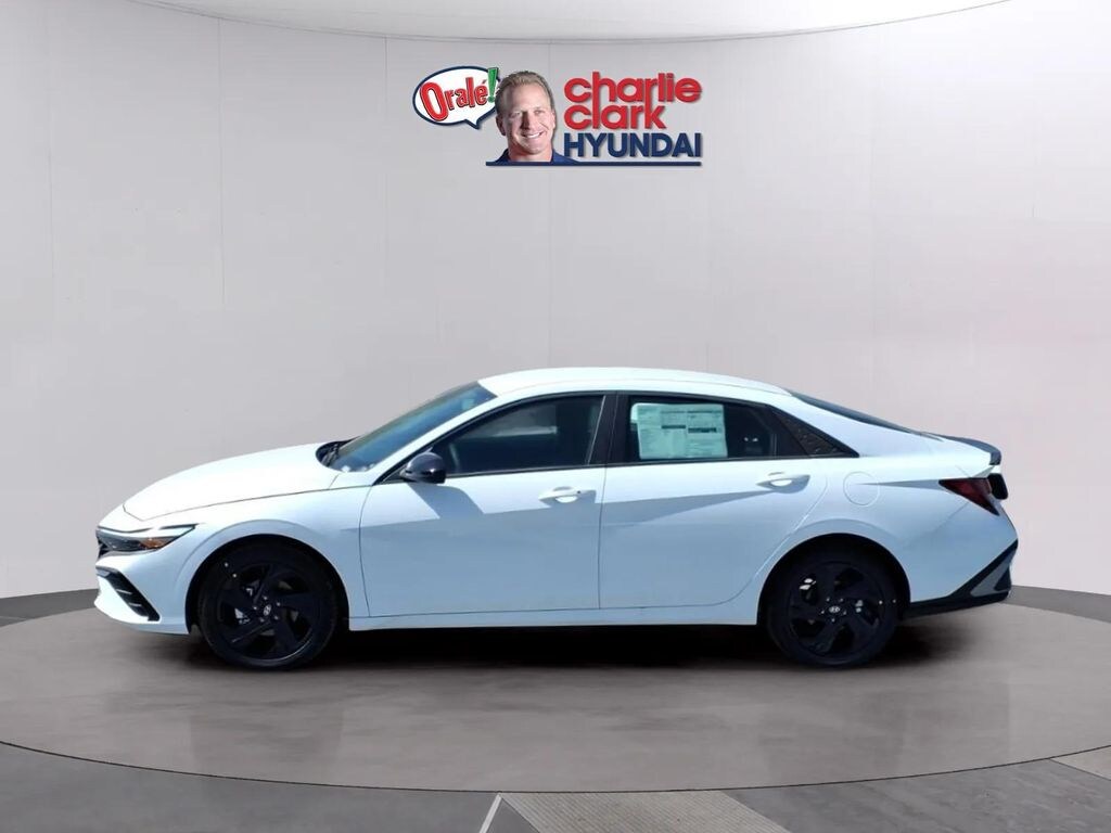New 2026 Hyundai Elantra SEL Sport Sedan