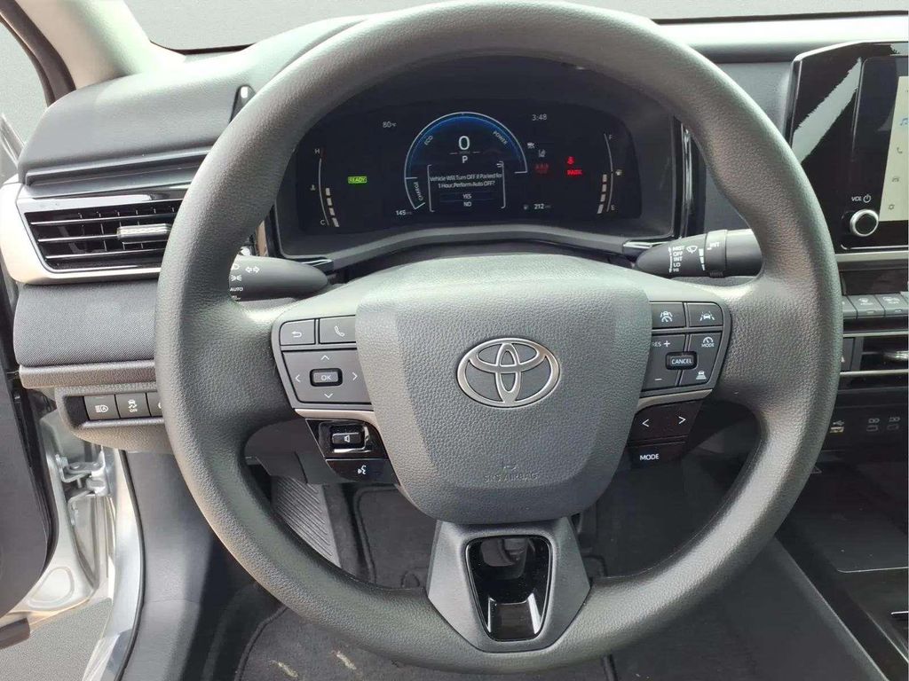 2026 Toyota Camry LE - Photo 18