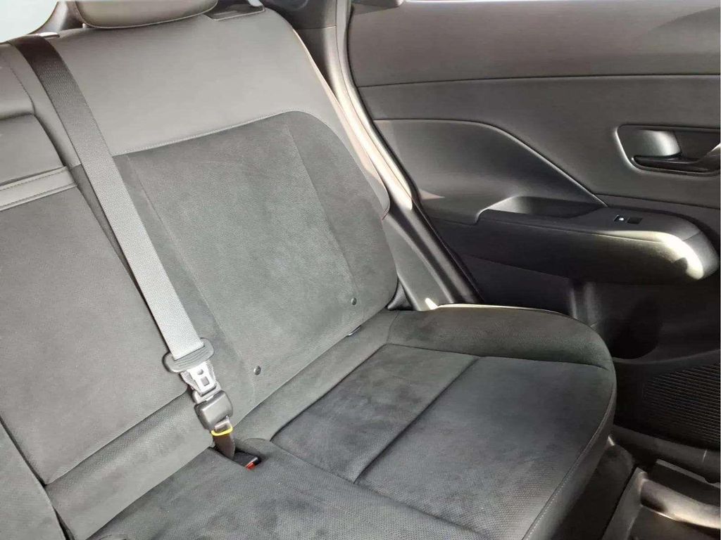 2024 Hyundai Kona N Line - Photo 17