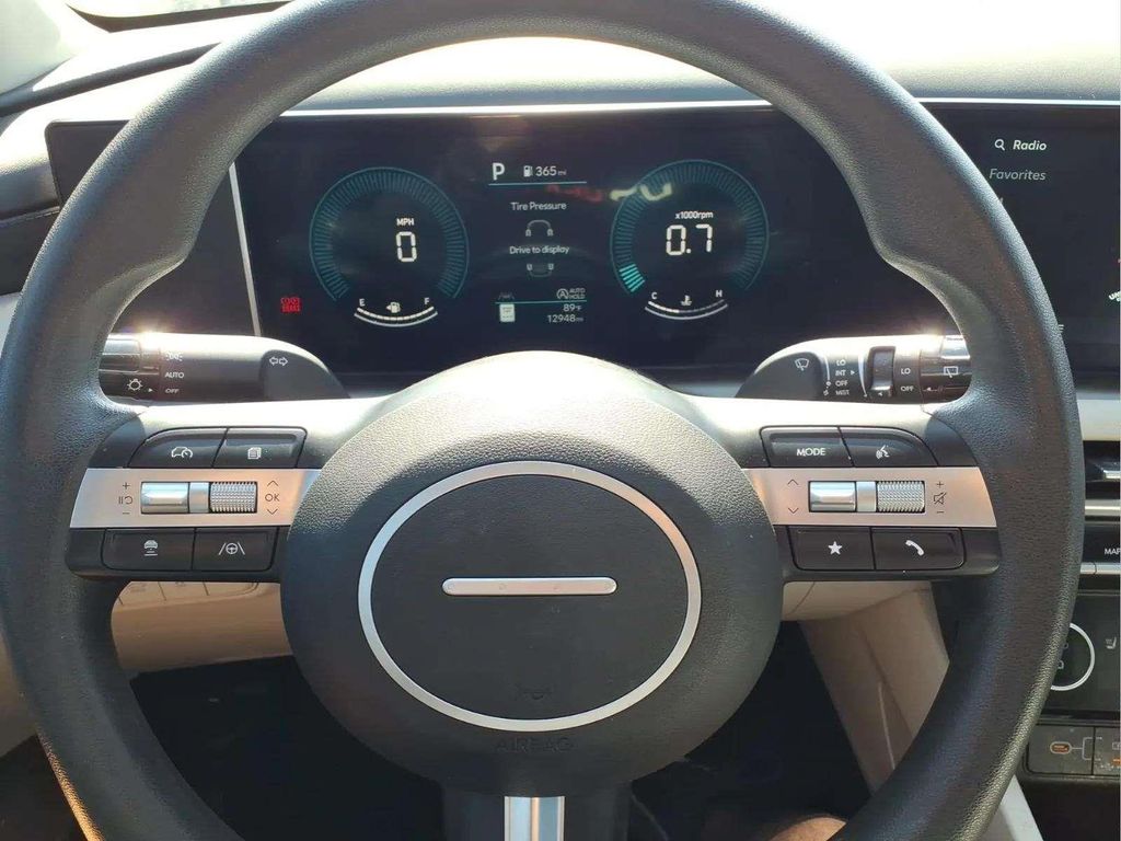 2025 Hyundai Tucson SEL - Photo 13
