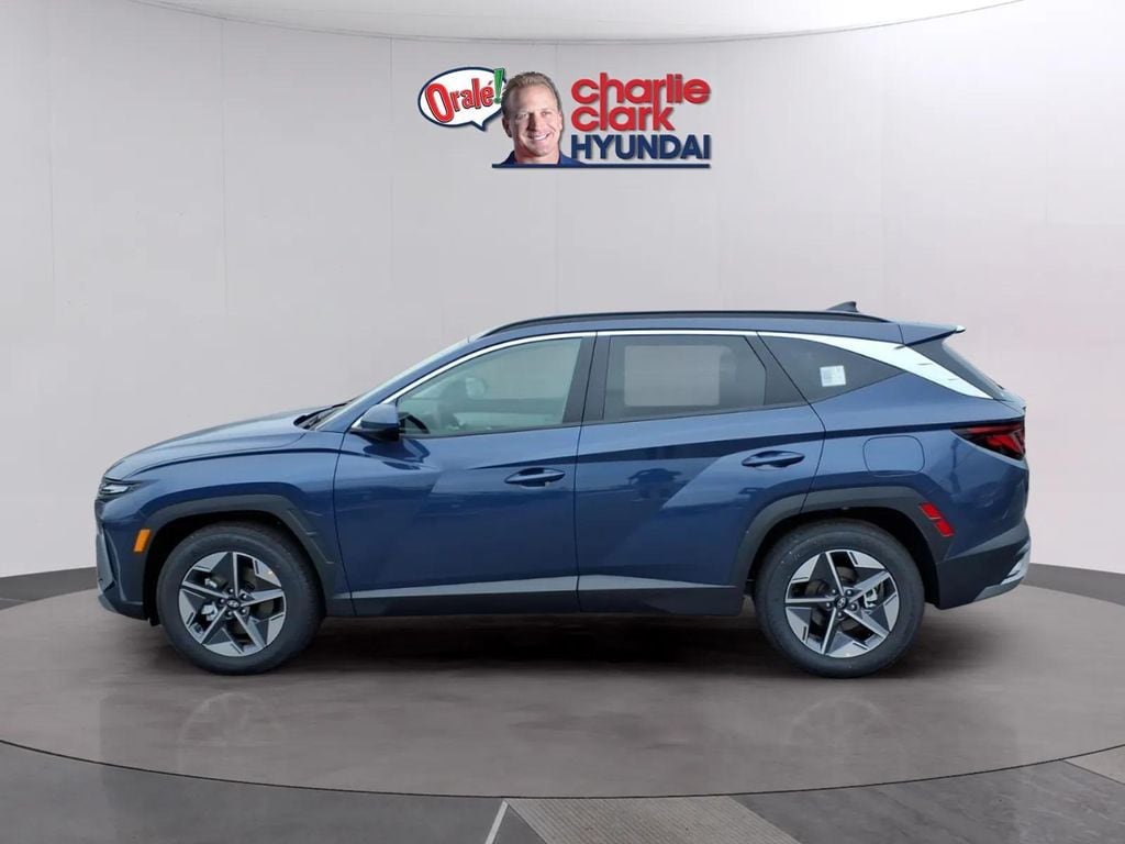 New 2026 Hyundai Tucson SEL FWD SUV