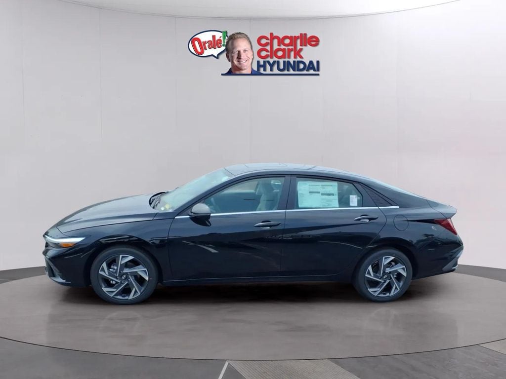 New 2026 Hyundai Elantra Limited Sedan