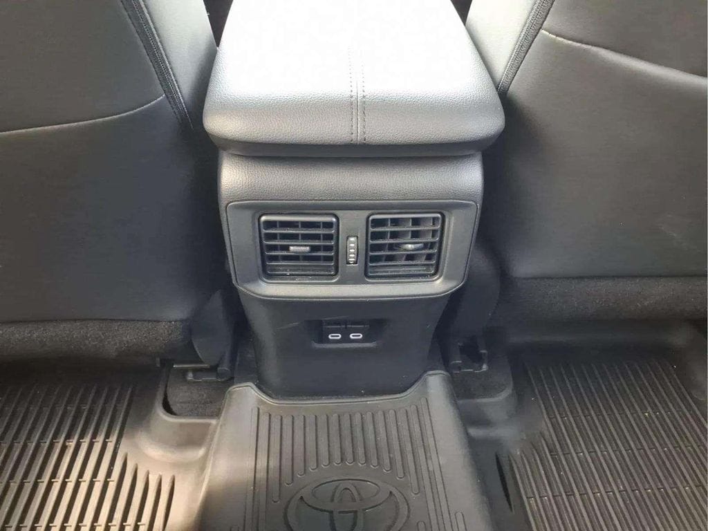 2023 Toyota RAV4 XLE Premium - Photo 13