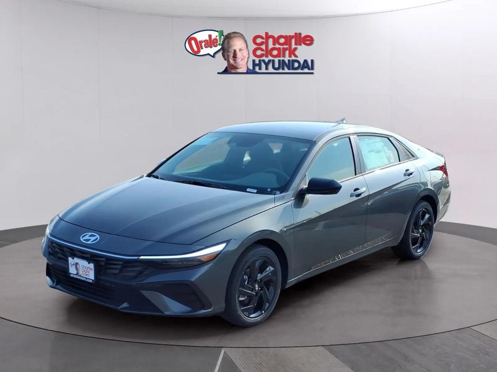 New 2026 Hyundai Elantra SEL Sport