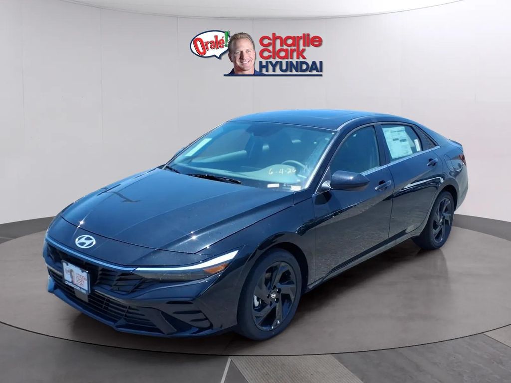 New 2026 Hyundai Elantra SEL Sport