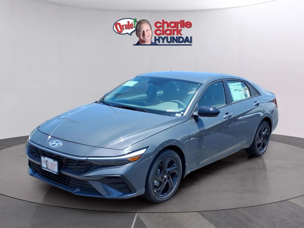 New 2026 Hyundai Elantra SEL Sport