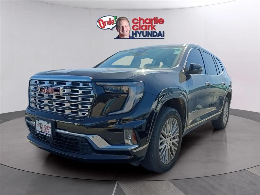 2024 GMC Acadia Denali AWD's photo