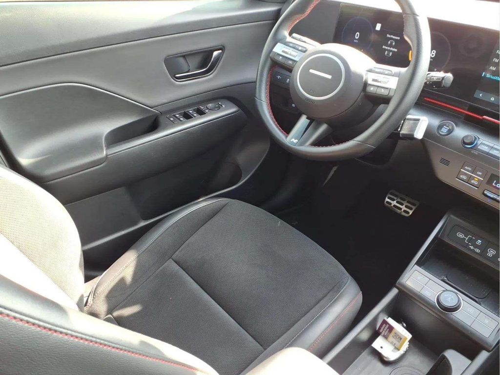 2024 Hyundai Kona N Line - Photo 19