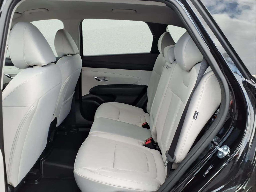 2026 Hyundai Tucson SEL - Photo 11