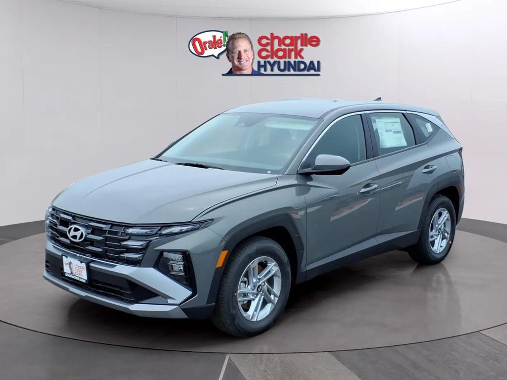 New 2026 Hyundai Tucson SE FWD