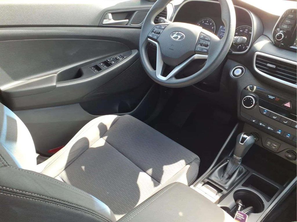 2021 Hyundai Tucson Value - Photo 19