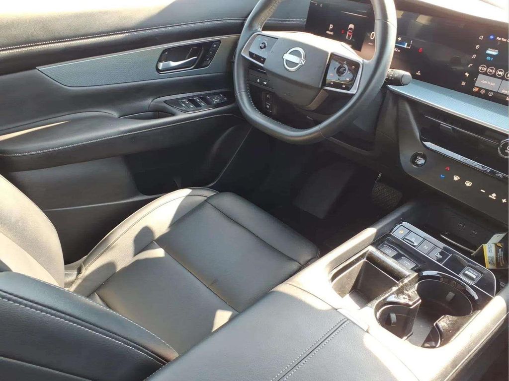 2025 Nissan Murano SL - Photo 10