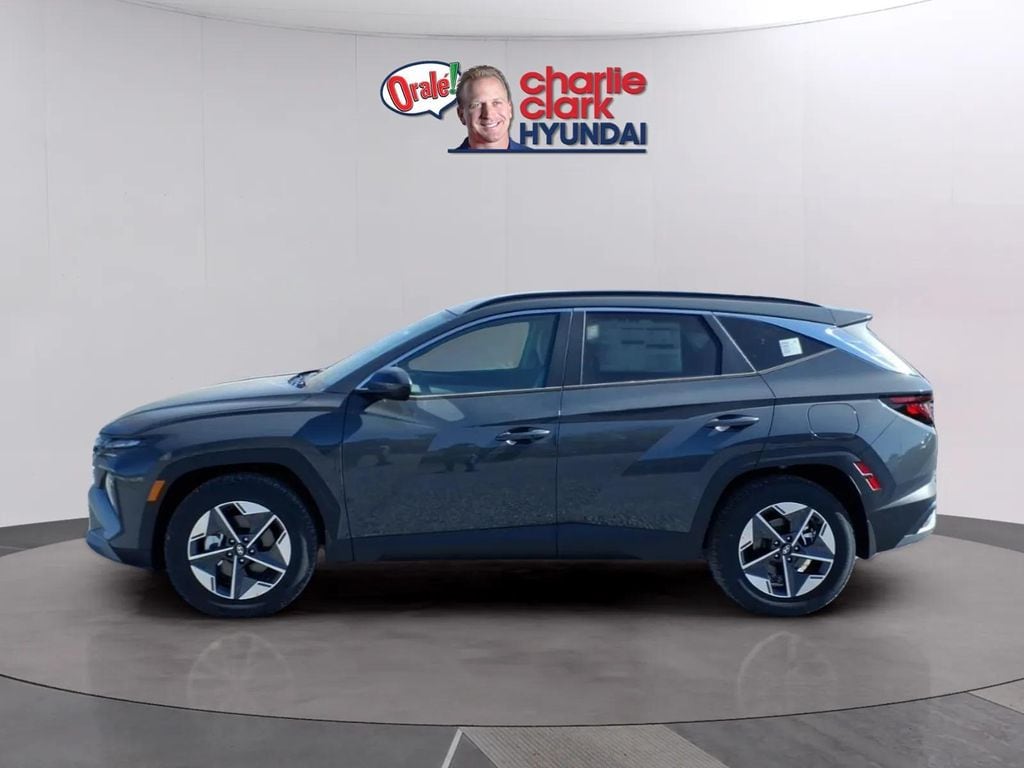 New 2026 Hyundai Tucson SEL FWD SUV