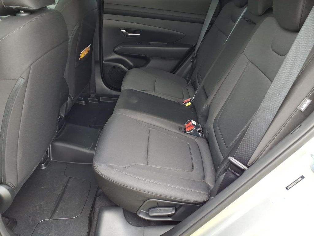 2026 Hyundai Tucson SE - Photo 13