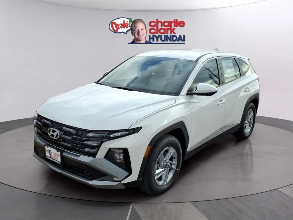 New 2026 Hyundai Tucson SE FWD SUV