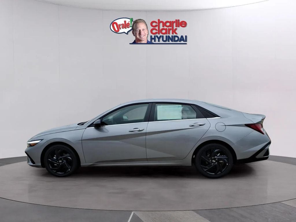 New 2026 Hyundai Elantra SEL Sport Premium Sedan