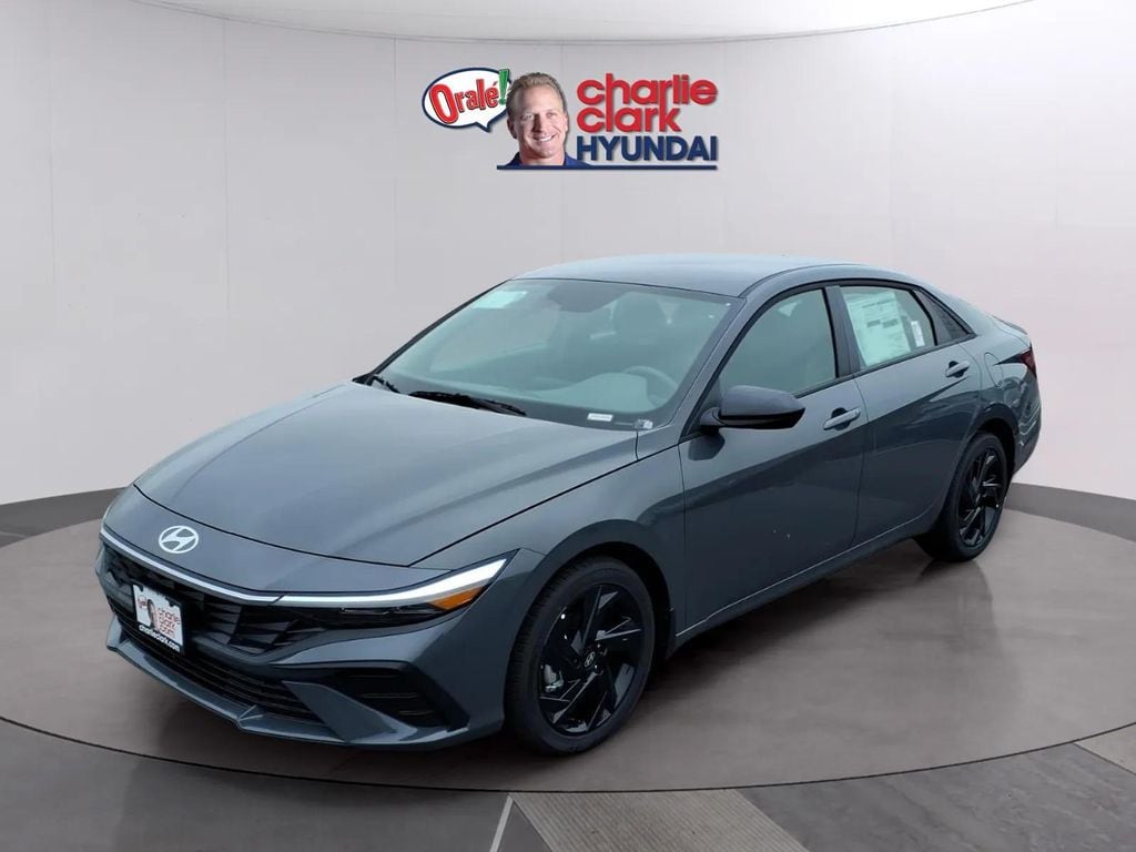 New 2026 Hyundai Elantra SEL Sport Sedan