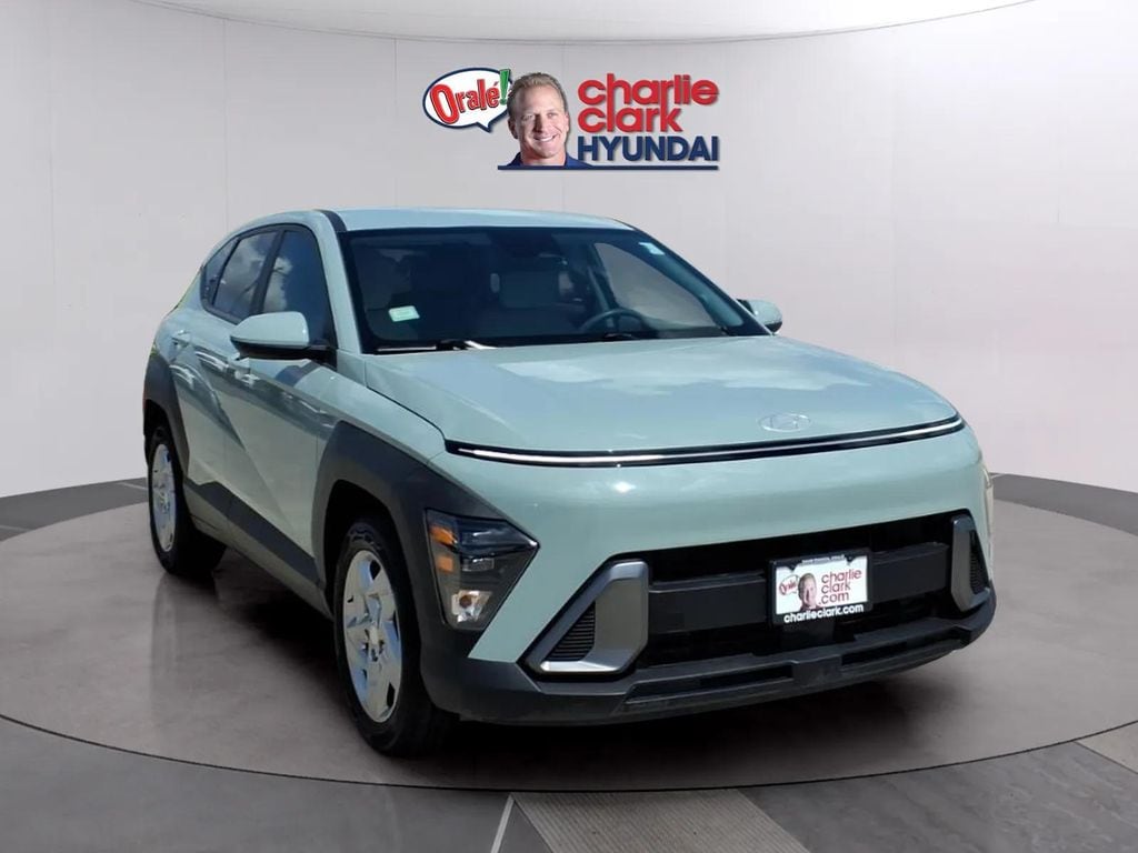 2024 Hyundai Kona SE - Photo 7