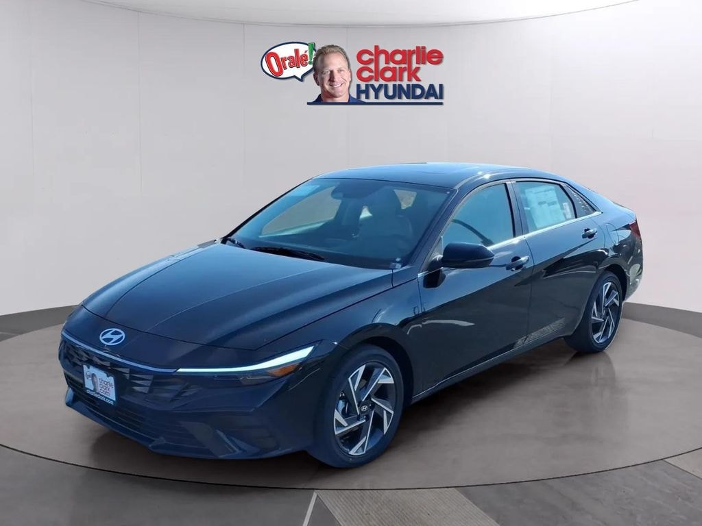 New 2026 Hyundai Elantra Limited Sedan