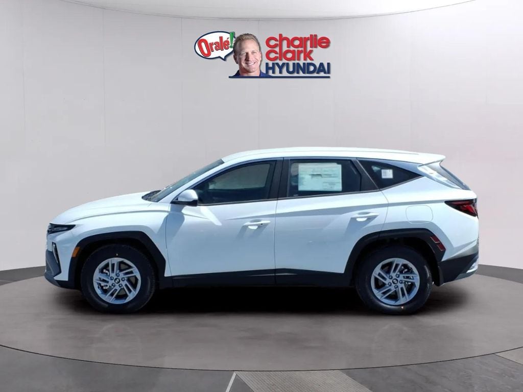 New 2026 Hyundai Tucson SE FWD SUV