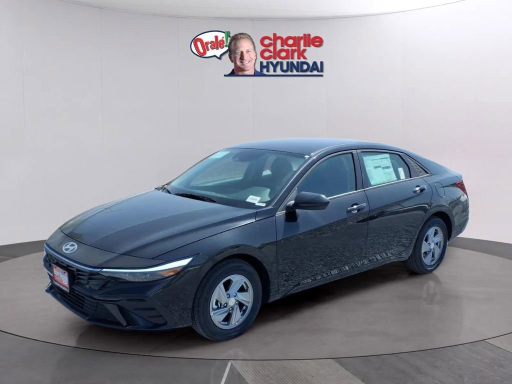 2026 Hyundai Elantra 2.0 SE IVT's photo