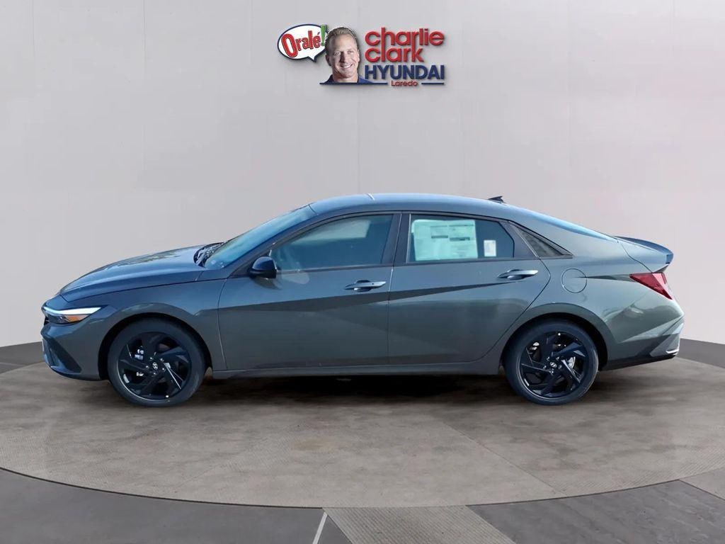 New 2026 Hyundai Elantra SEL Sport Sedan