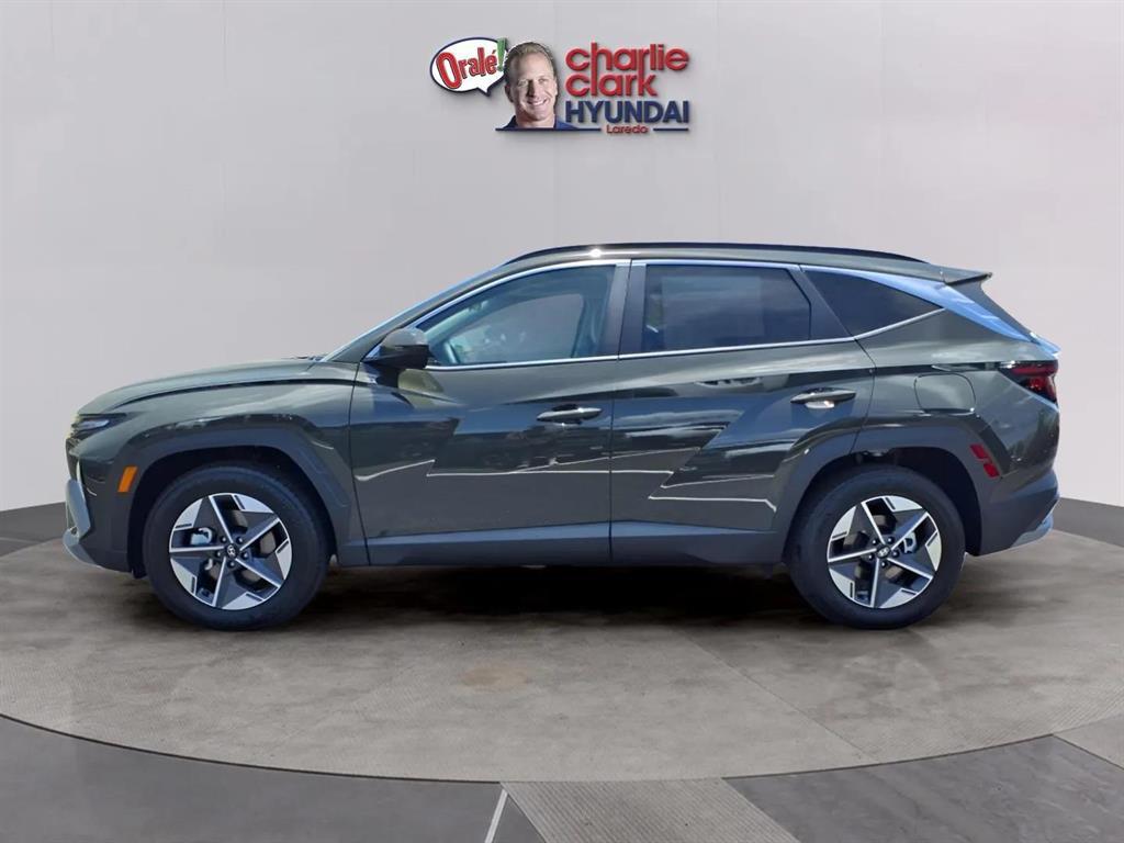 2025 Hyundai Tucson SEL photo 2