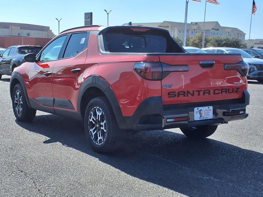 2025 Hyundai Santa Cruz XRT photo 2