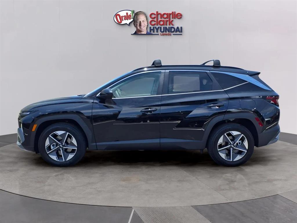 2025 Hyundai Tucson SEL photo 2