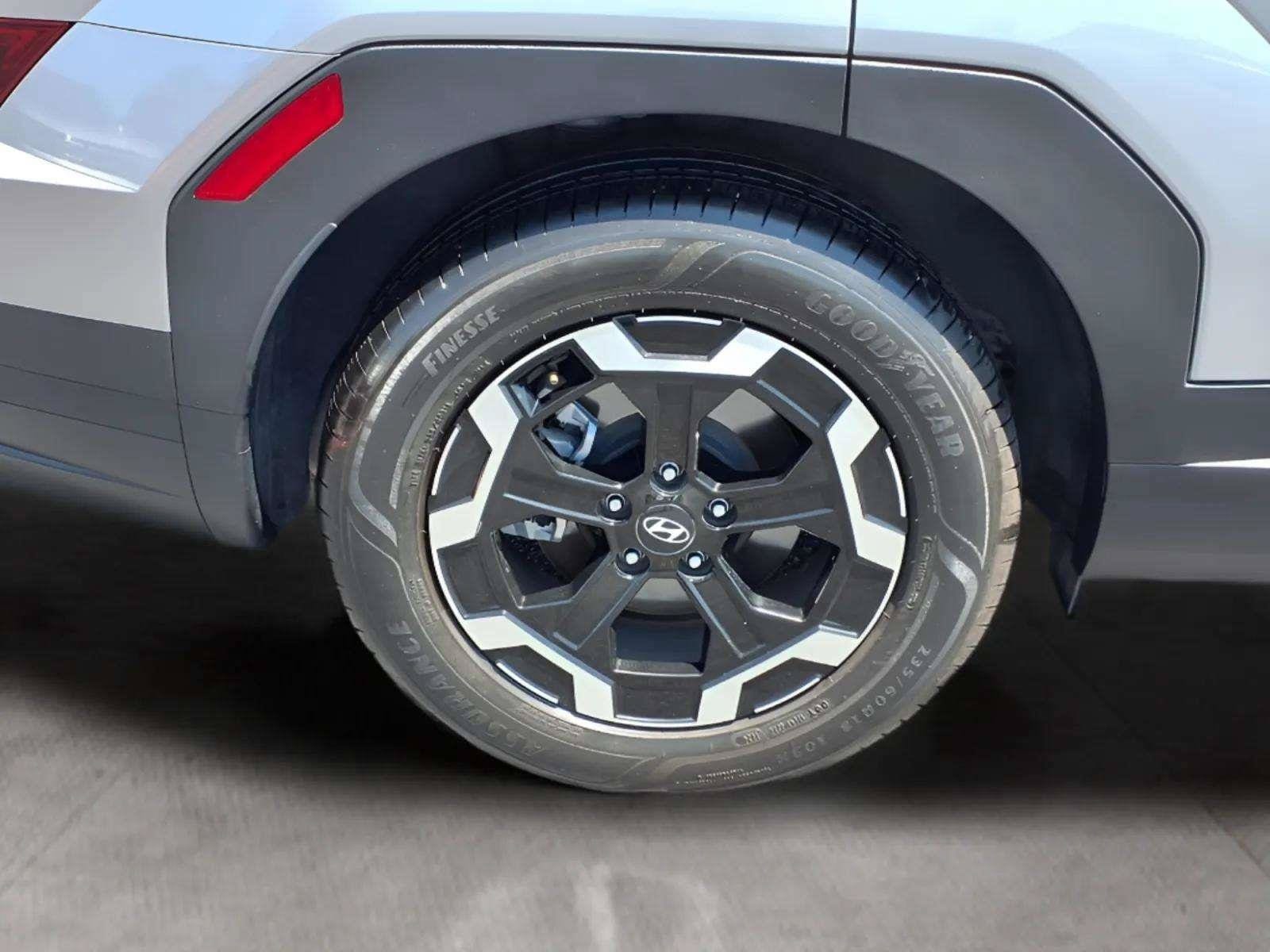 2025 Hyundai Santa Fe SEL - Photo 20