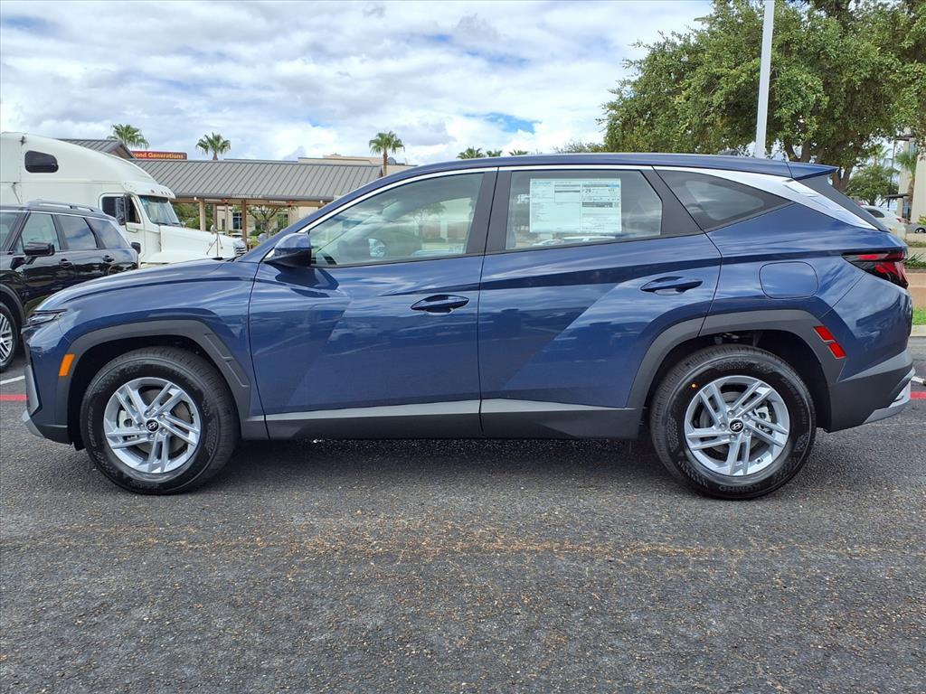 2026 Hyundai Tucson SE photo 2