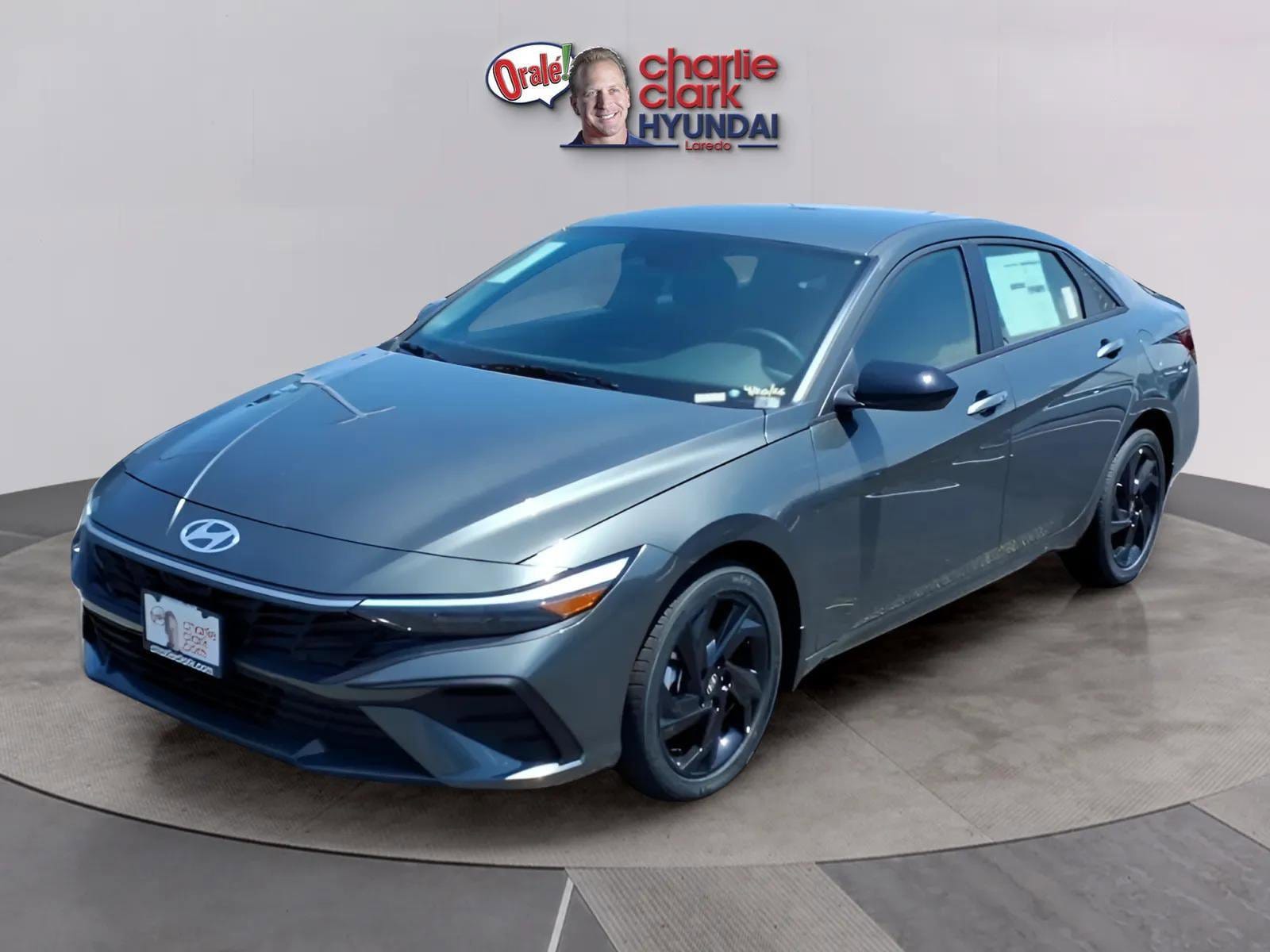 2026 Hyundai Elantra 2.0 SEL Sport IVT's photo