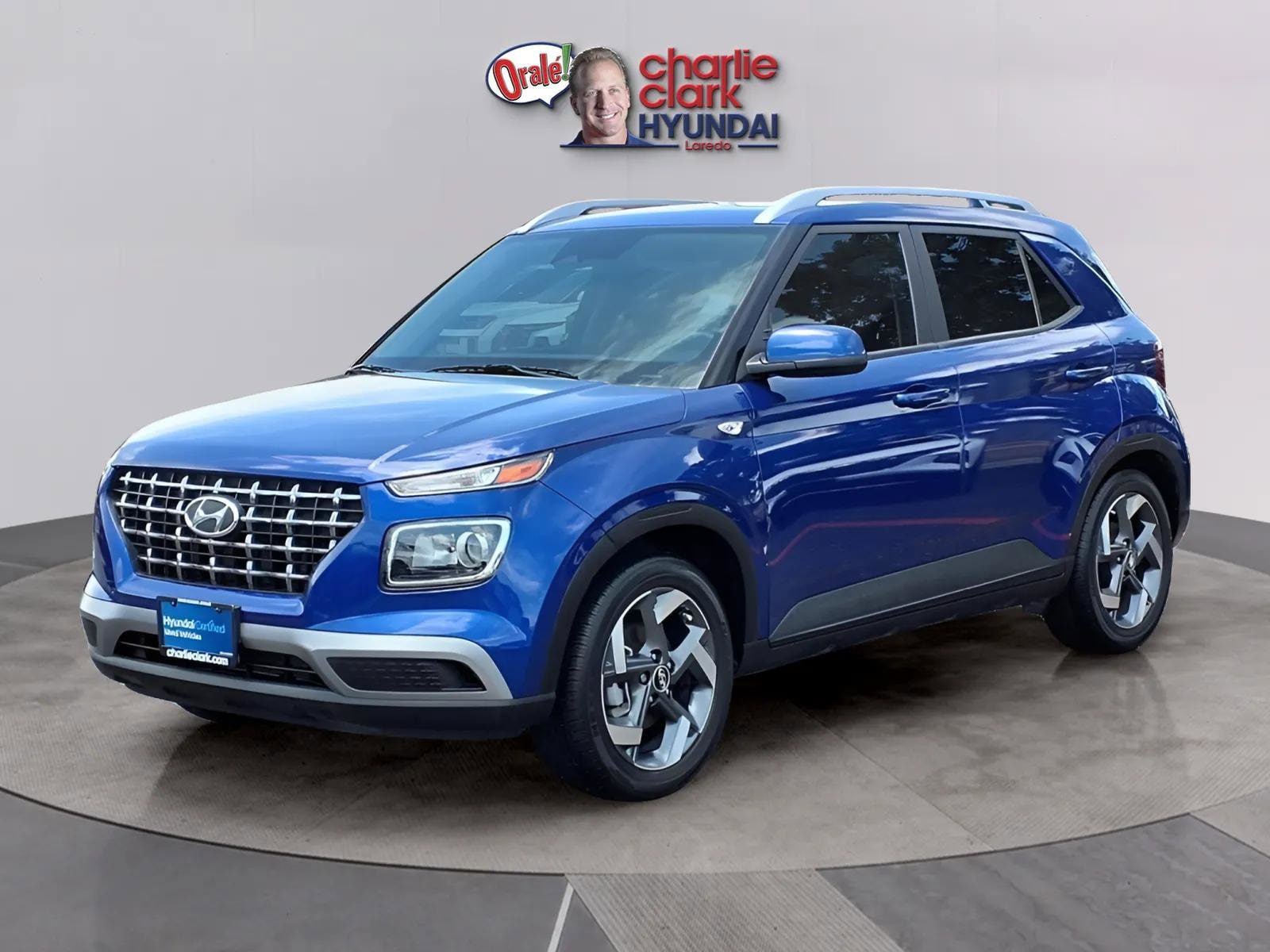 2024 Hyundai Venue SEL IVT's photo