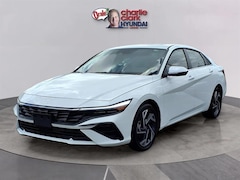 2025 Hyundai Elantra Limited Sedan