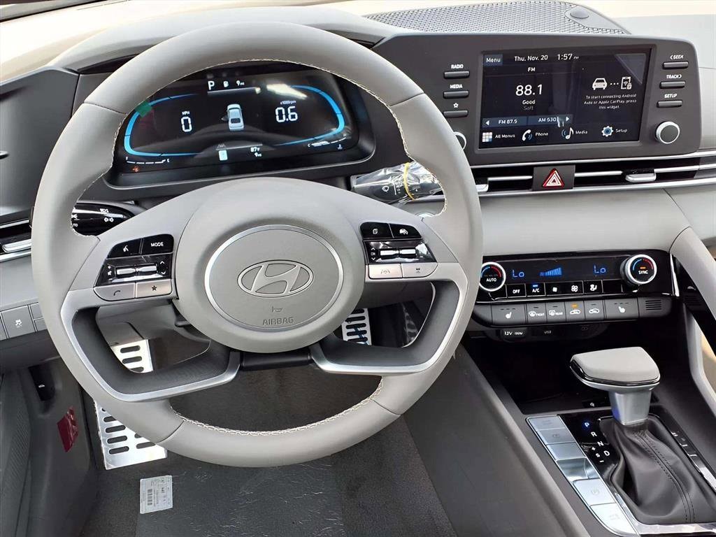 2026 Hyundai Elantra SEL - Photo 12