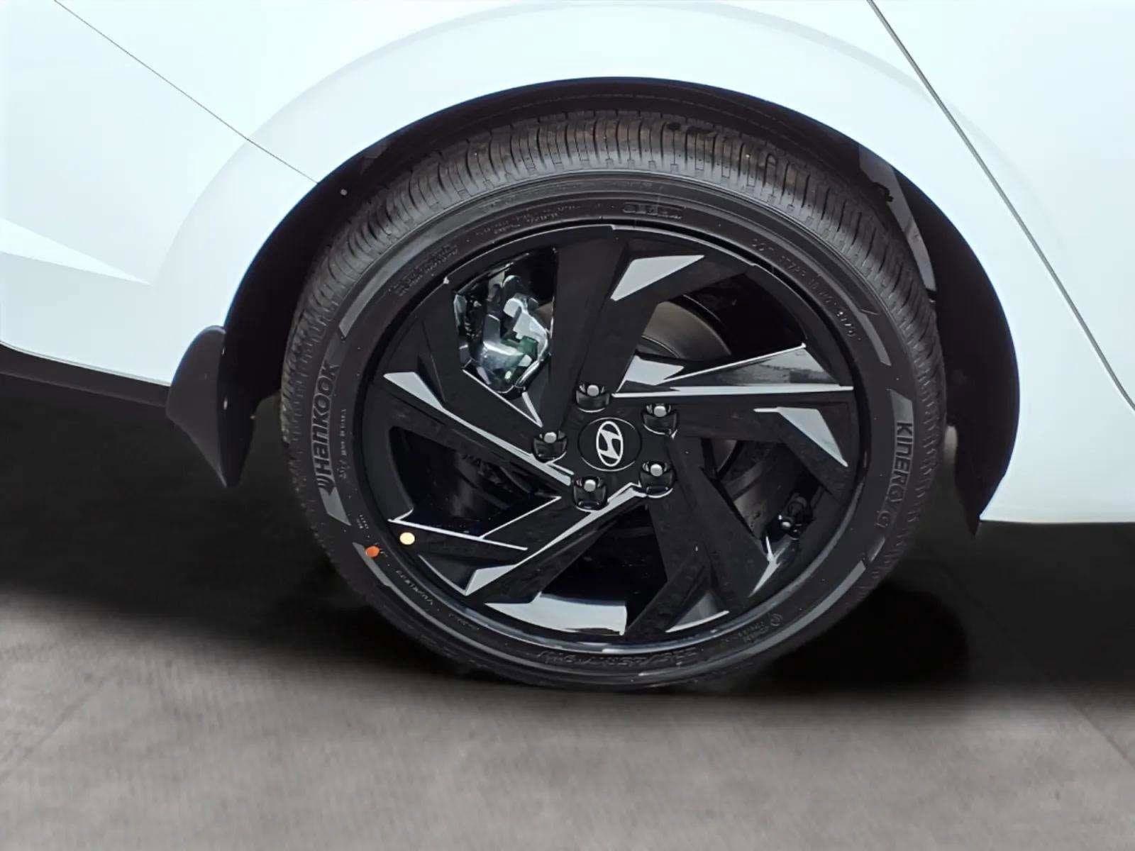 2026 Hyundai Elantra SEL - Photo 7