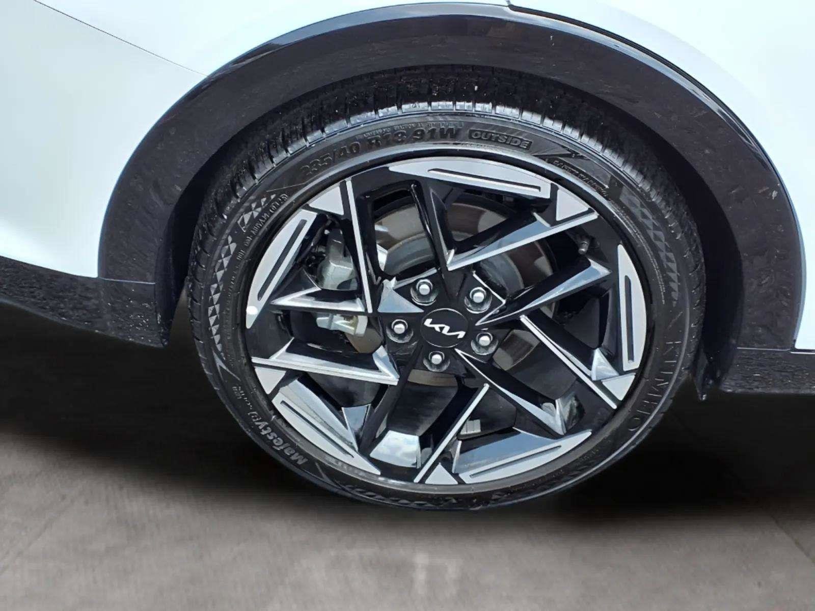 2025 Kia K4 GT-Line - Photo 19