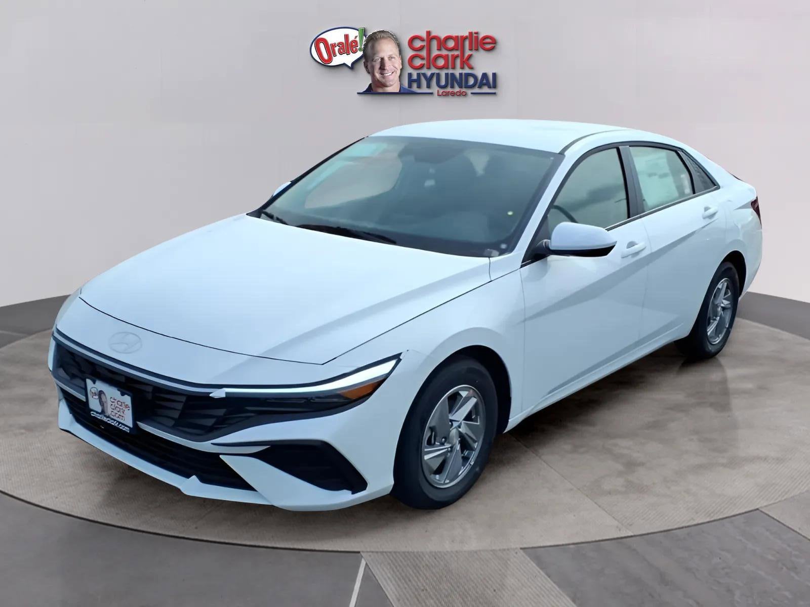 2026 Hyundai Elantra 2.0 SE IVT's photo