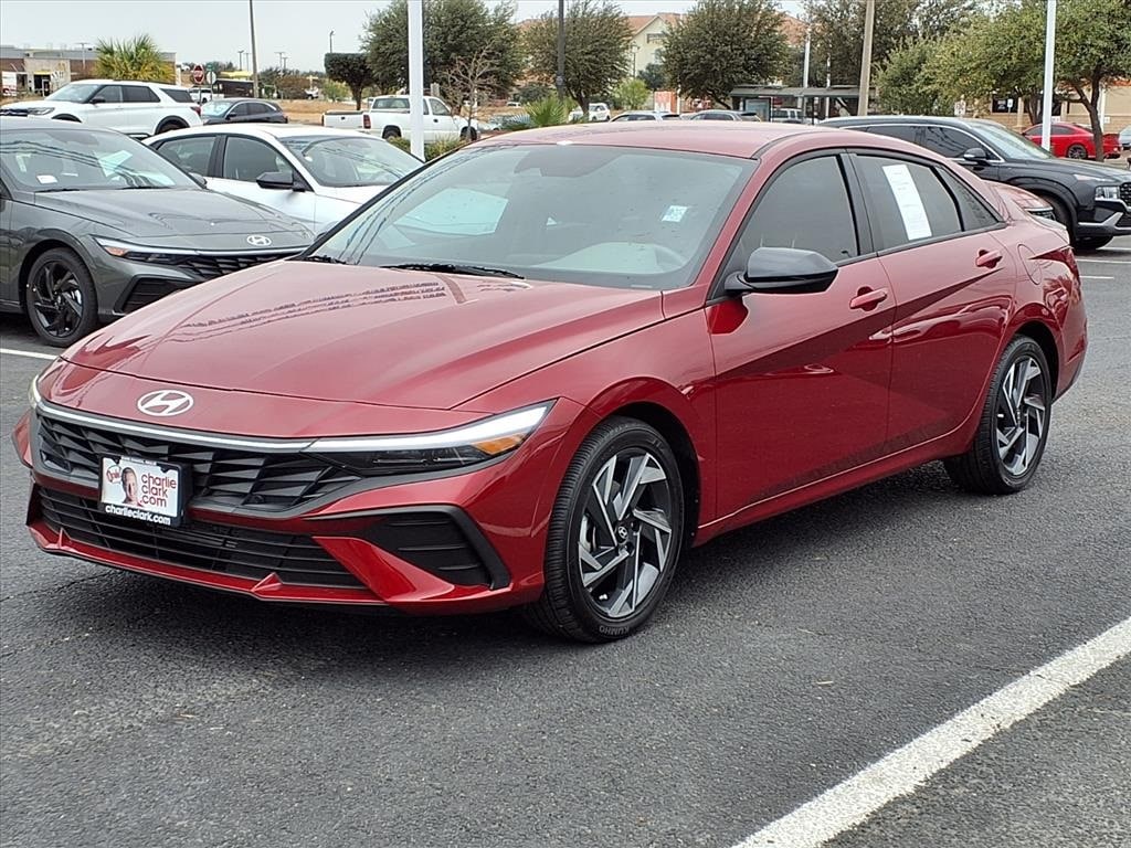 2025 Hyundai Elantra SEL