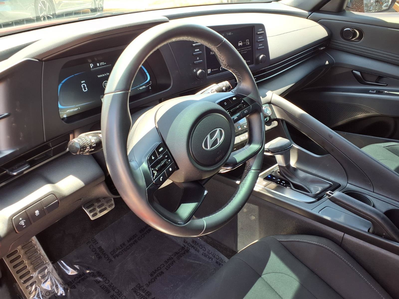 2025 Hyundai Elantra SEL - Photo 15
