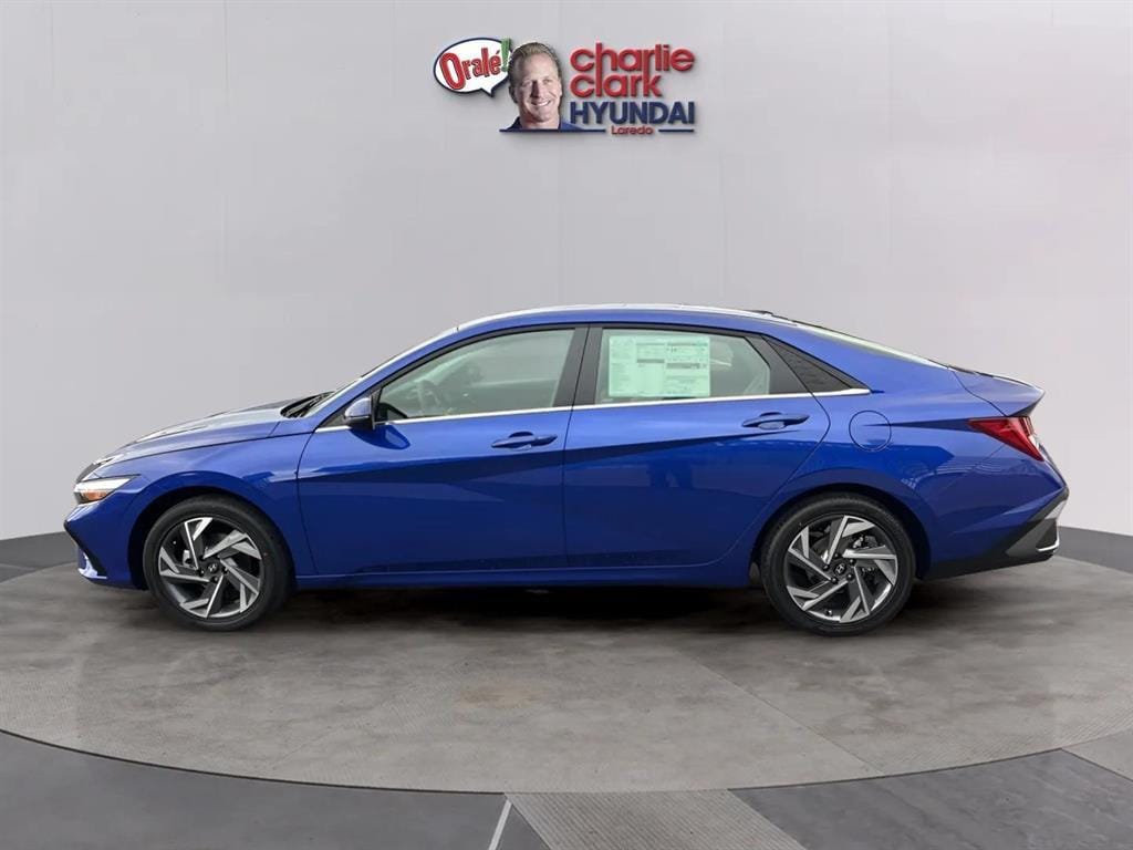 New 2026 Hyundai Elantra Limited Sedan