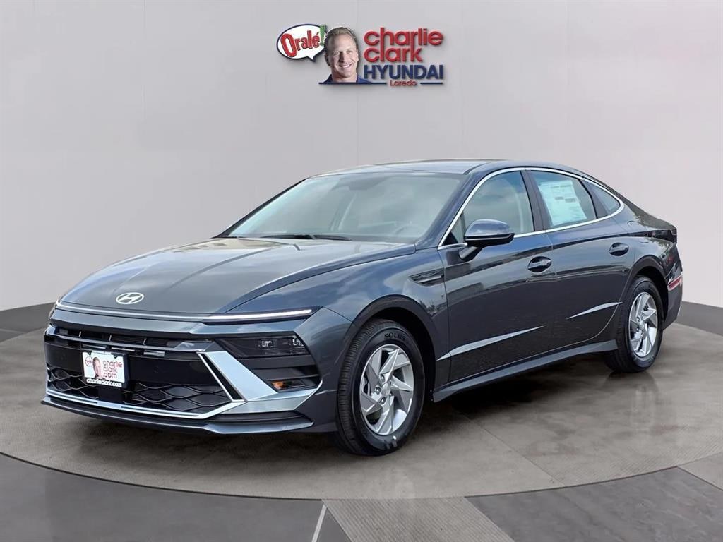 New 2026 Hyundai Sonata SE Sedan