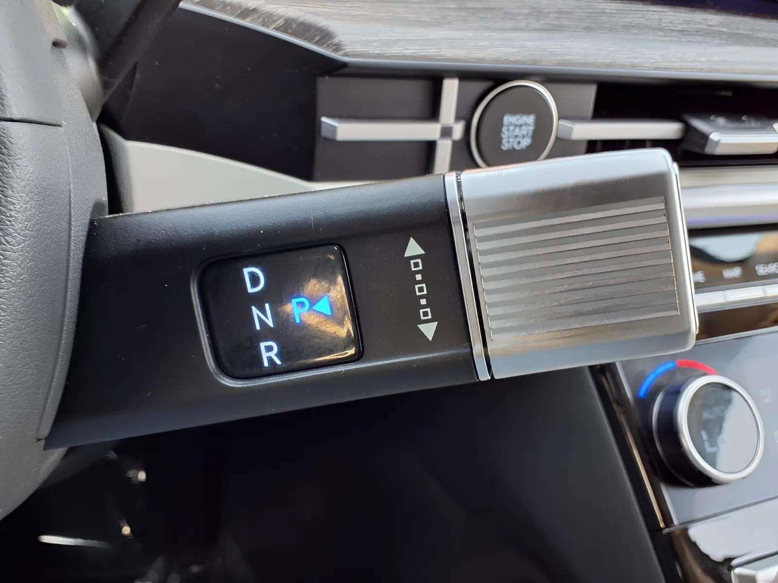 2024 Hyundai Santa Fe Limited - Photo 16